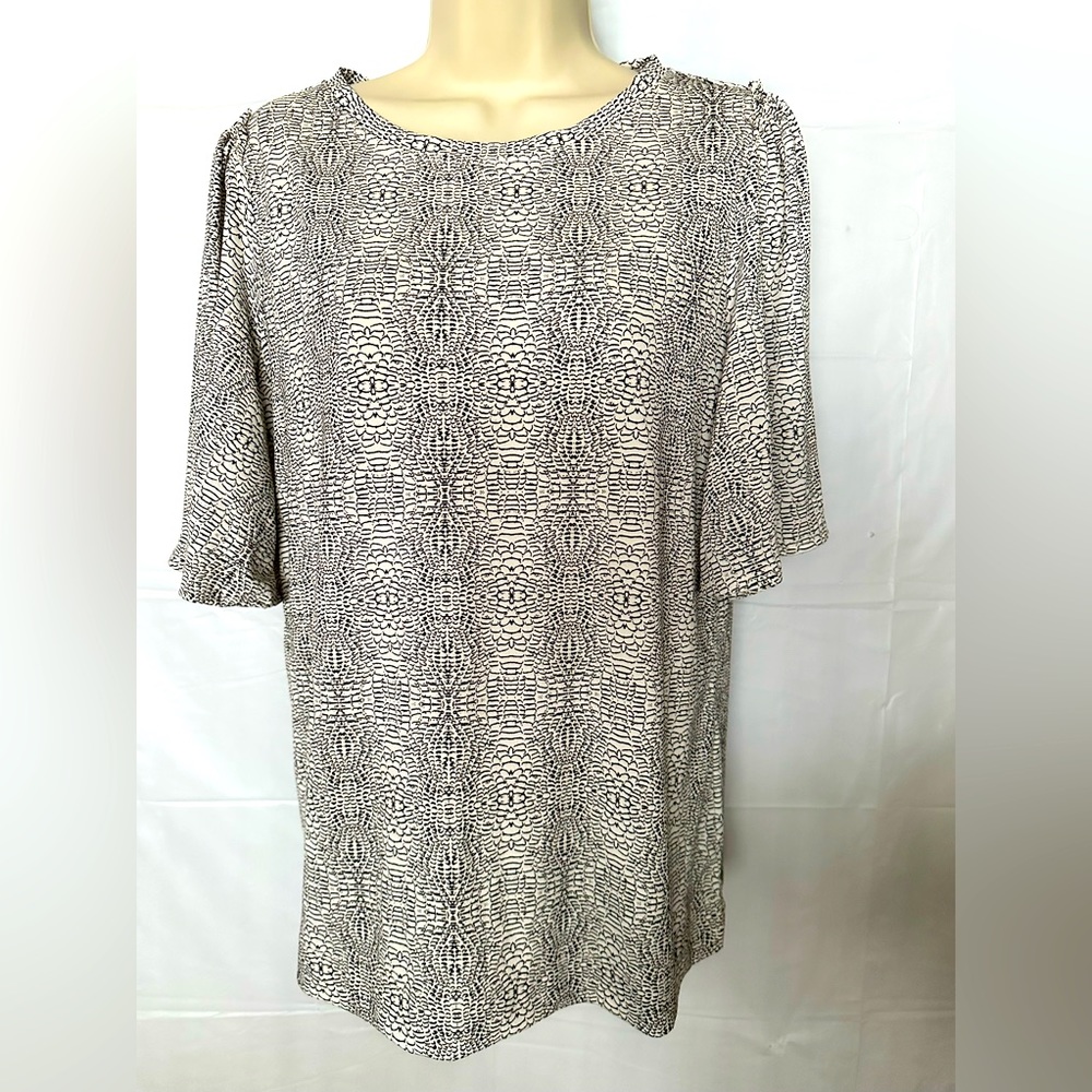 NWT Worthington White Black Culebr Women’s Blouse Size M